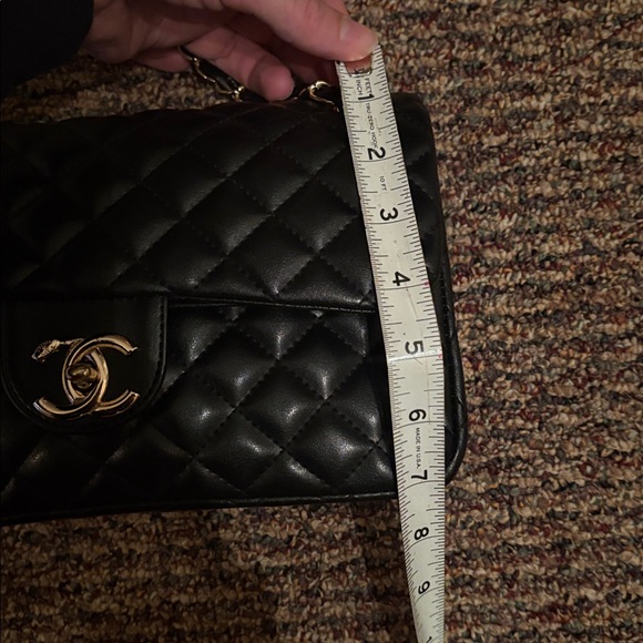 Chanel Classic Black Quilted Shoulder Bag - Picture 7 of 7